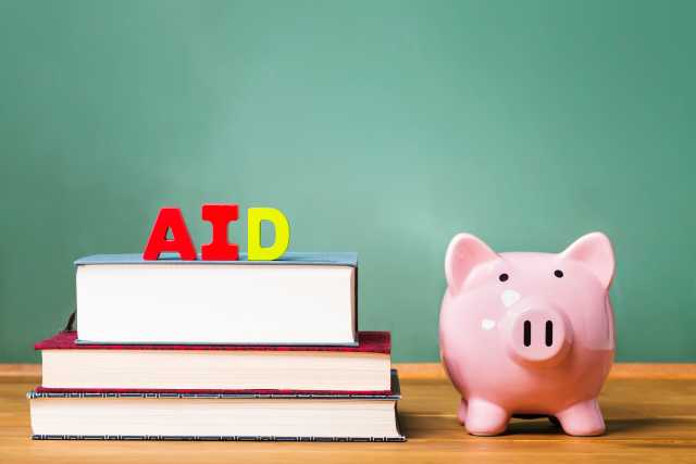 3 Things to Consider When Comparing Your Financial Aid Packages